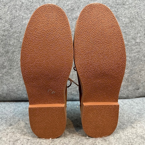 Kenneth Cole REACTION Mens Brown Suede Chukka Boots Lace Up Ankle Boots Sz 10.5